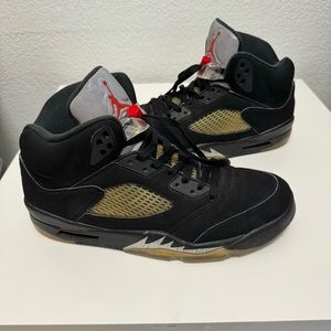 Jordan Men’s Black And Red. V5 Retro Black Metallic